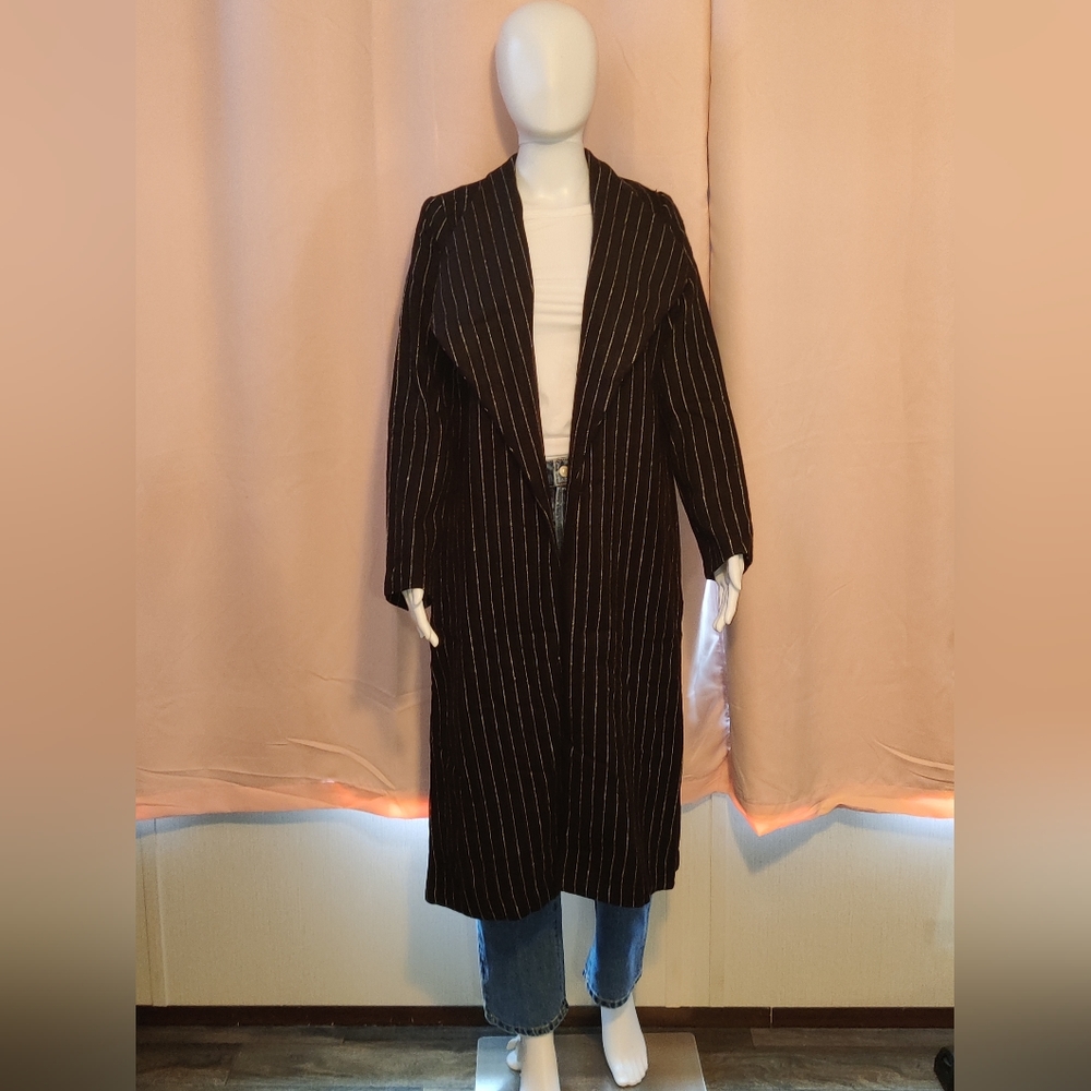 NWT - PINSTRIPED DUSTER COAT - Picture 2 of 6